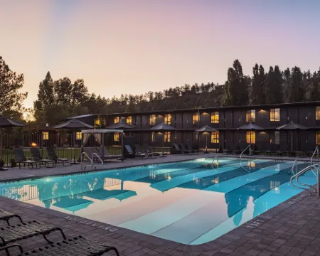 High Country Motor Lodge - Near Nau and Downtown Hotels in Flagstaff