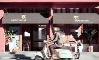 Yu Cafe Hostel