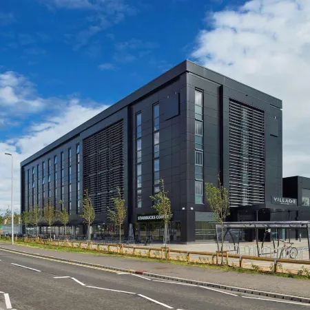 Village Hotel Glasgow Отели рядом с достопримечательностью «Научный центр Глазго»