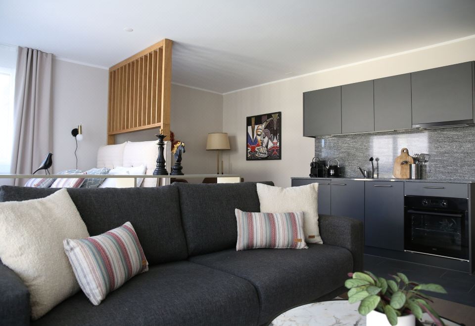 Lamira - Serviced Apartments - Housity