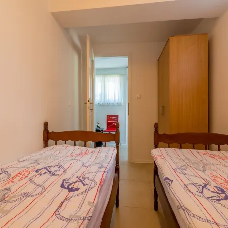 Apartments Hinic