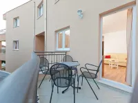 Apartments Branka Hotels in Podgora