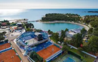 Comfy holiday home in Zambratija
