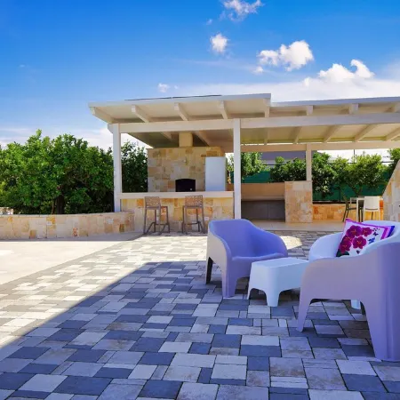 Malìa Holiday Villa