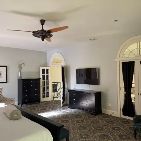 Belfry Inn and Bistro