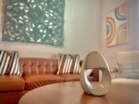 工作者友好，洗衣機/烘乾機，健身房，泳池，優越位置