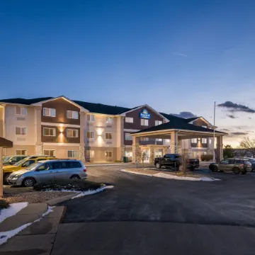 Days Inn & Suites by Wyndham Castle Rock