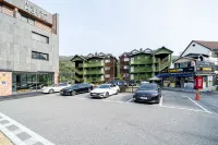 Namyangju Reina Hotel - parking