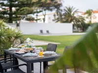Silver Seahorse Garden Retreat Hotels in Peniche
