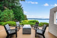Greenbank Horizon Home - Water Views