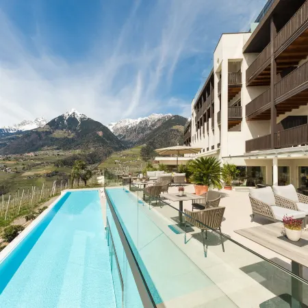 Hotel Tyrol