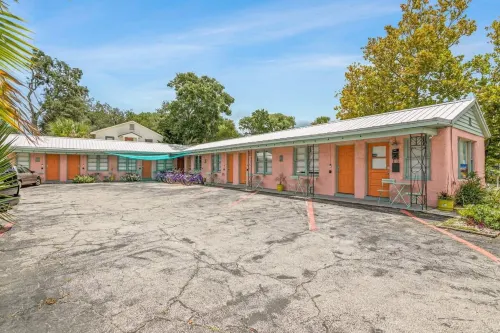 Dive into the 50s- Restored Motel in St Augustine