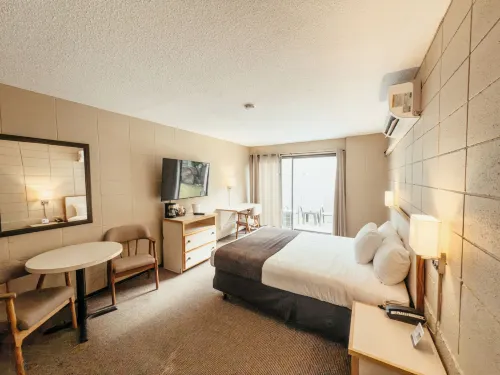 Airport Inn