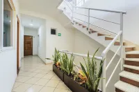 HOTEL CASA PALMARES