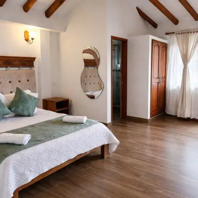 Hotel las Palmas Hotels near Old Town