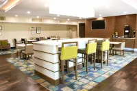 Garner Hotel GLEN BURNIE – BWI AIRPORT AREA by IHG - 朝食