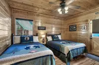 Mtn View Cabin w Hot Tub-game Room Pet Friendly