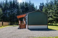Private Yard w/ Games! Family Getaway in Forks - Boutique
