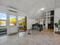 "Sylvi" - 1.7km from the Sea