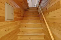 Pet-Friendly Loft Vacation Rental w/ Fire Pit!