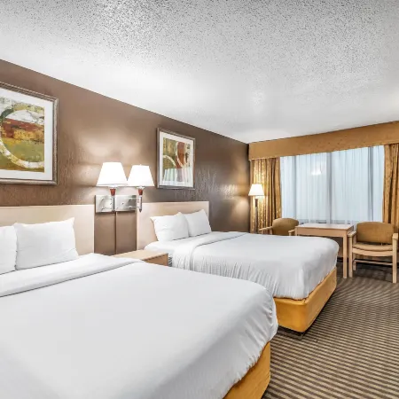 Seven Oaks Hotel Regina, SureStay Collection by Best Western
