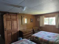 Secluded 2 Acre Lakeside Home, Boat & Motor Included on 5 Lake Chain. Free Wi-Fi - Wifi