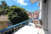 Real Modern Rapallo Retreat - مطابخ