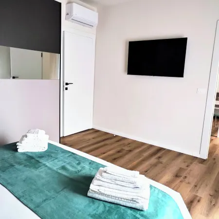 Sweet SN Suite - Junior Suite Con Idromassaggio & Apartment - Vacation Rental - Monopoli