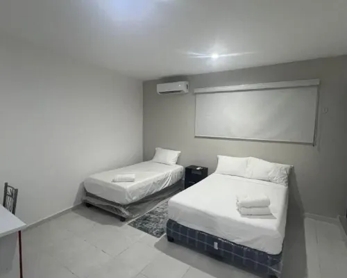 Departamentos 597 Hoteles cerca de Centro Comercial Altabrisa