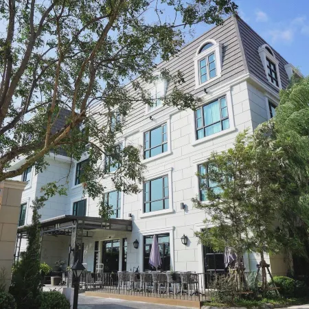 Marquise Boutique Hotel