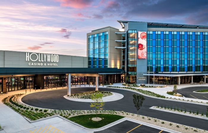 Hollywood Casino Aurora