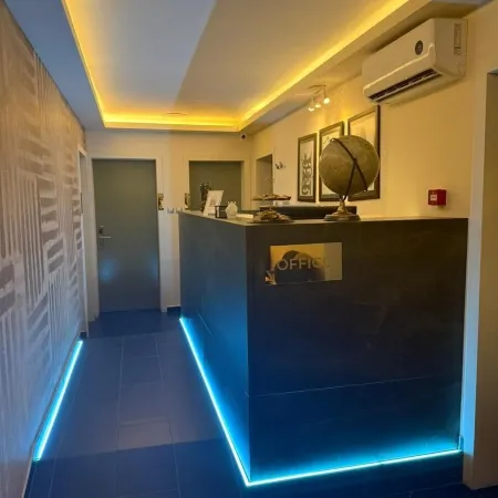 Elite Ermou Suites