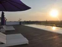 ذا إفيتيل ريزورت أوبد Hotels near استوديو يوغا بارن