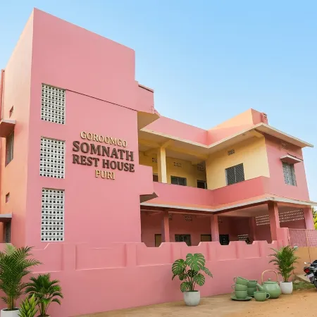 Goroomgo Somnath Rest House Puri