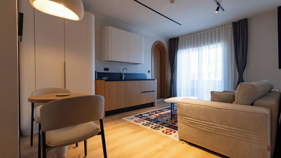 PRI ApartHotel