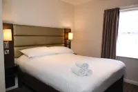 Coach & Horses Hotel - 2-Sterne