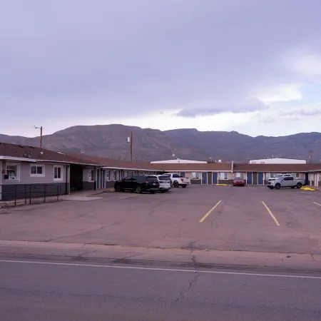 Budget Inn