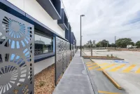Thornton Executive Hotel - parking