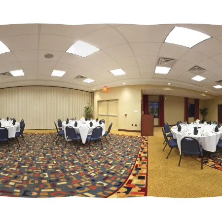 Holiday Inn & Suites STOCKBRIDGE/ATLANTA I-75 by IHG