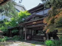 Yatsusankan-Children 6 Years and Older Only - 5 stelle
