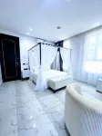 IFEMIDE ESTATES - Balkoner