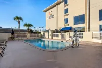 Comfort Inn & Suites Panama City - St Andrew - Uima-altaat