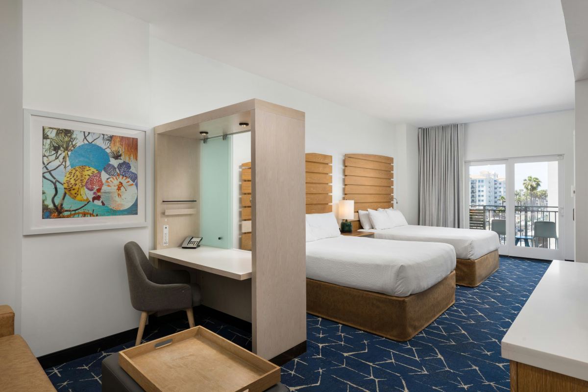 SpringHill Suites Oceanside Beach