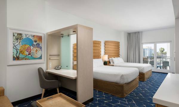 SpringHill Suites Oceanside Beach