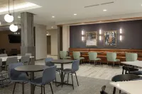 Fairfield by Marriott Inn & Suites Cincinnati Oakley - 3-Star