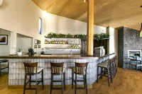 Castaways Resort - 5-Star