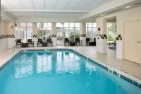 Hilton Garden Inn Auburn Riverwatch - Kolam Renang