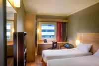 Ibis Santiago Providencia - Parking