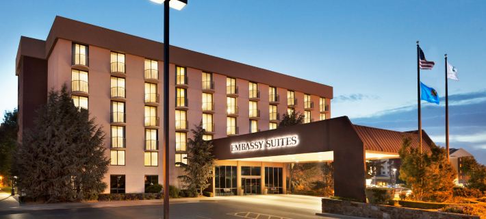 Embassy Suites by Hilton Oklahoma City Will Rogers Airport Các khách sạn ở Thành phố Oklahoma