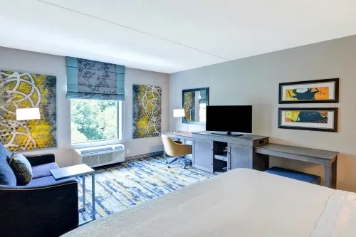 Hampton Inn by Hilton Atlanta Kennesaw - parking